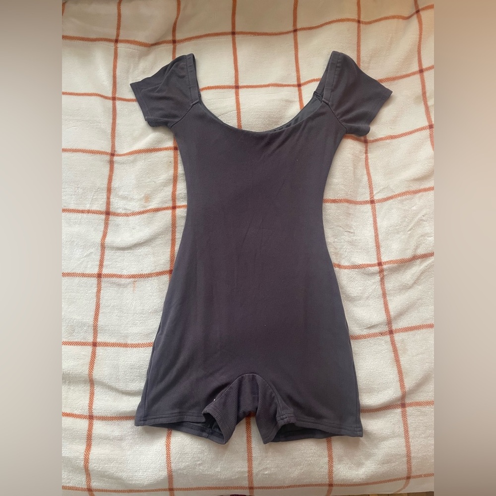 White Fox Boutique navy bodysuit extra small